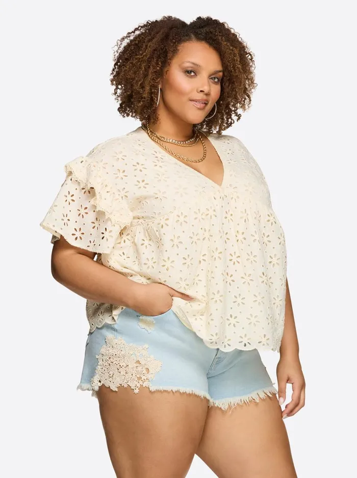 Women Tops and Tees Jessica Simpson Mareike Top In Parchment
